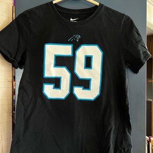 Size L Carolina Panthers Kuechly tshirt